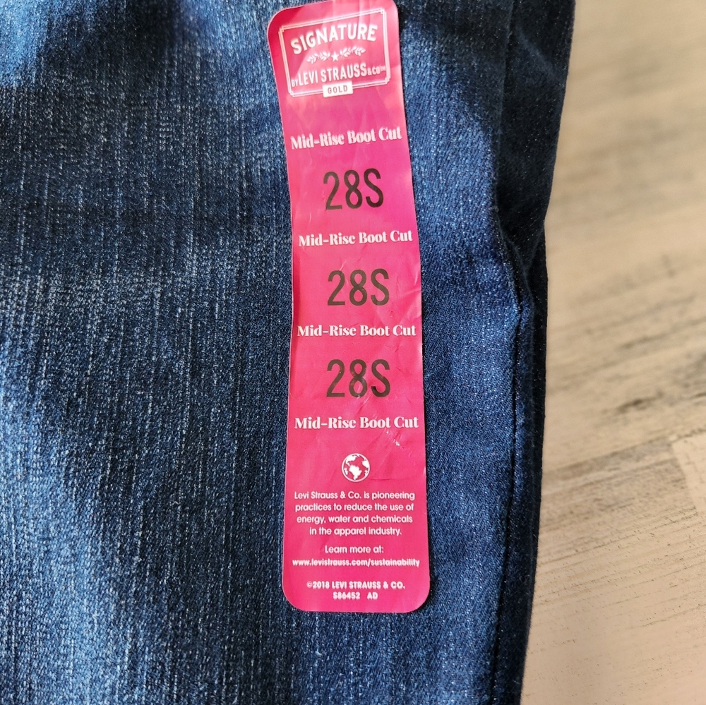 17.  NWT Signature by Levi Strauss & Co. Women's Plus Size Modern Bootcu… - Picture 7 of 10